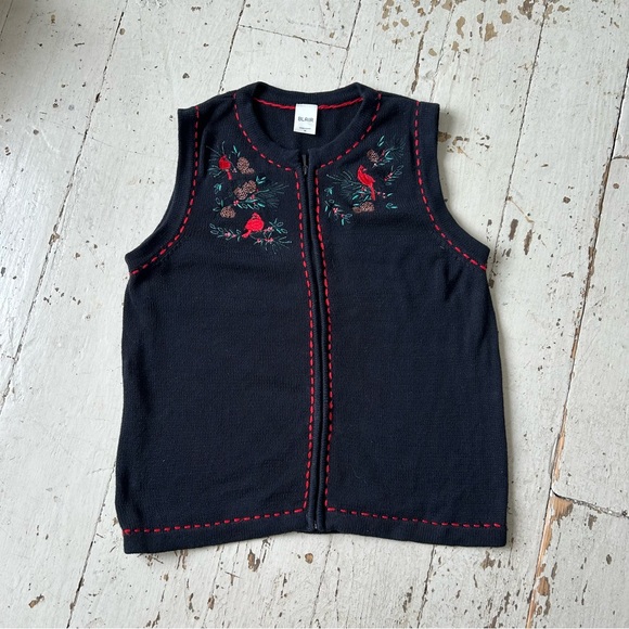 Blair Embroidered Red Cardinal Birds Sweater Knit Vest - Picture 5 of 10